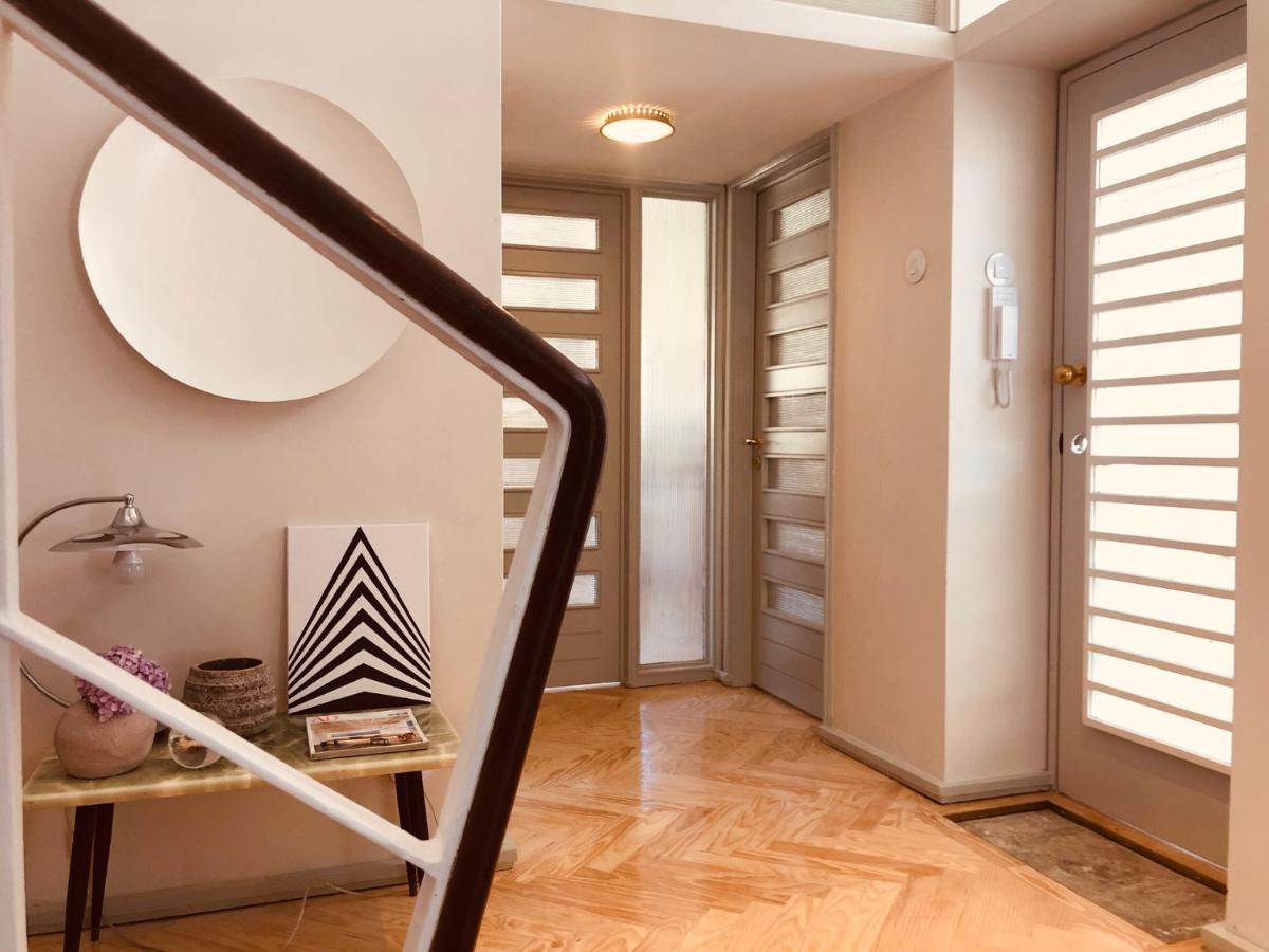 Apartamento Unique Modernist Duplex & Parking *